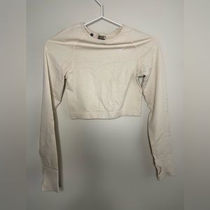 GYMSHARK LONG SLEEVE CROP TOP SPANDEX SIZE S